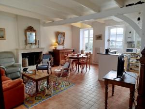 Maisons de vacances Gite Les Hirondelles en Baie du Mont St Michel : photos des chambres