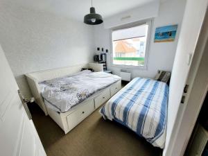 Appartement 2 chambres avec balcon, à 100m de la plage - FR-1-675-14