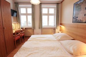 Small Double Room room in An der Persiluhr Stadt-gut-Hotel