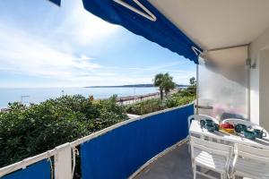 2-Br Seafront Apartment in Cannes