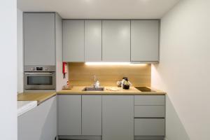 Happy Downtown Apartments by PCH