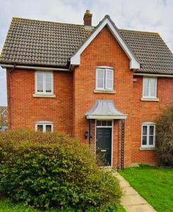 Detached Three Bedroom House in Ashford Secure Area