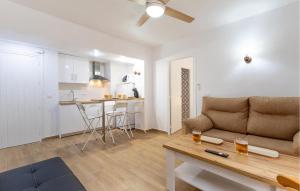 Beautiful Apartment In La Manga