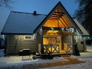 Namelis su pirtimi - Kampiškiai