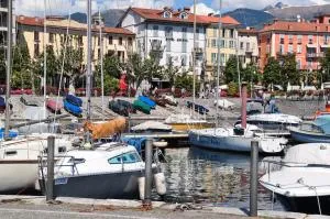 Lago Maggiore - Verbania - Appartamento Piano Terra - La Casaccia - إنترا