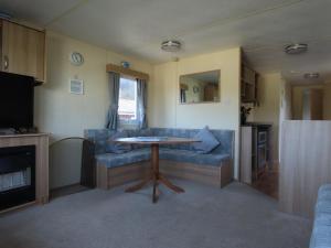 3 bedroom static caravan with sea view in Clarach Bay Holiday Village Abi horizon