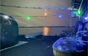 Stunning Ship In Biddinghuizen