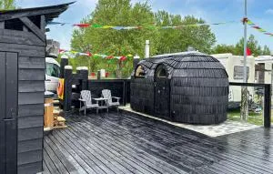 Awesome Ship In Biddinghuizen - Kamperveen