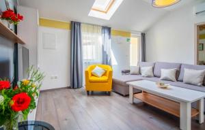 Stunning Home In Veli Brgud With Wifi