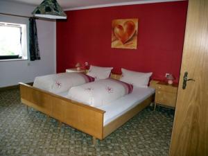 Ferienhaus, Bauernhof mit Angel- und Badesee, Roßhaupten, Allgäu