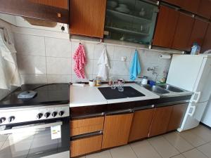 Shared condo by Zadar Oldtown and beach 400 m away