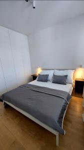 Apartmán IMAN with privat garage parking free, 5 minute walk to the center