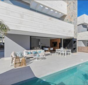 Luxe villa "CASA XXVII" met eigen verwarmd zwembad in Santa Rosalia Resort