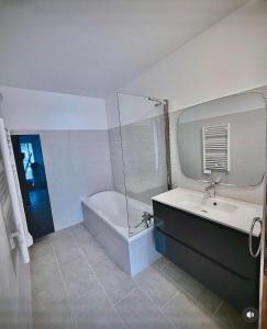Appartements Appartement plein centre vue mer PROPRIANO : photos des chambres