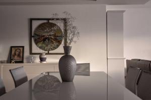 Seafront condo with a view of Valletta