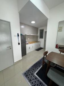LBS Skylake Residence - TheMalaikaHomestay