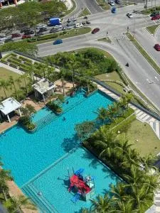 LBS Skylake Residence - TheMalaikaHomestay - Kampong Batu Sembilan