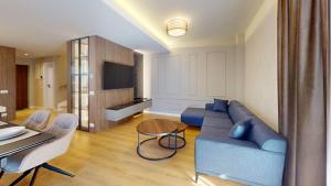 Quiet Luxury Home 2 - home & office