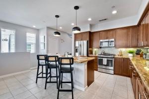 301 Cassidy Street Unit 10