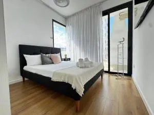 WealthyStays Downtown Residence, Spacious, Workspace - Nicosia