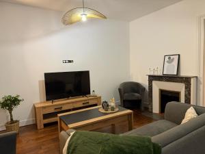 Appartements L-appart d-Arches - 85m2 2 chambres centre ville : photos des chambres