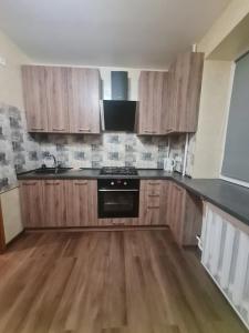 Апартаменти біля автостанції Кравчука, 40