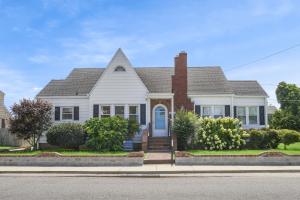Donovans Reef - Pet friendly, In Town!