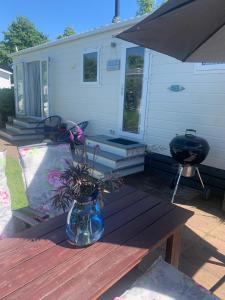 N 9Strandnahes, hunde-familienfreundliches Ferienhaus