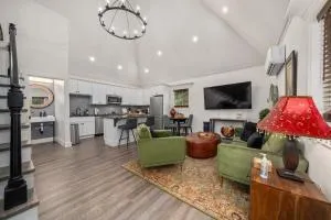 The Carriage House - Spanaway