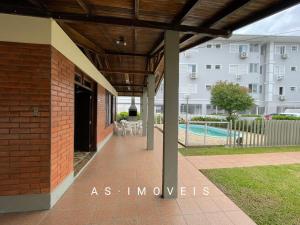 Casa com piscina na praia dos Ingleses