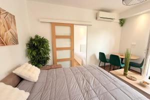 06CP - Beautiful T2 super equipped with terrace