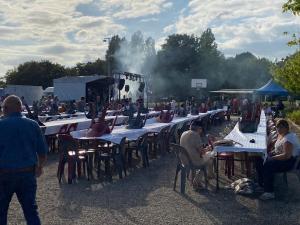 Studio jardin RDC 900 m des Thermes!