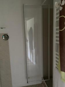 Studio jardin RDC 900 m des Thermes!