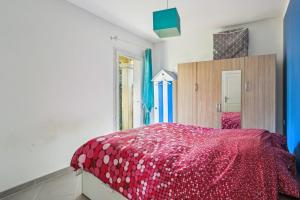 Villa avec pisicne proche Mer Fréjus 8 pers