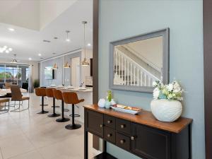 Brand New 7BR in Windsor Island