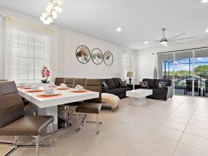 Brand New 7BR in Windsor Island