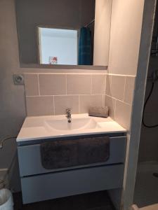 Appartements Au Coeur De Chateaubriant WIFI-Centre-Ville-RDC : photos des chambres