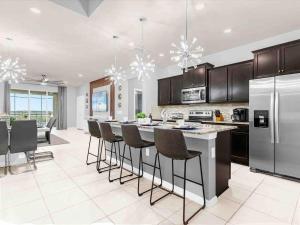 Brand New 7BR Pool Spa Disney Fireworks View