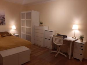 Schöne Ferienwohnung mit Balkon und Garten