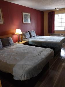 2 Double Beds Hotel Room 157