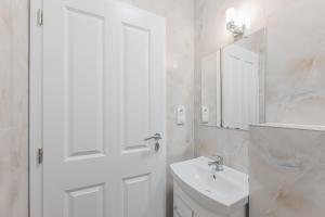 Heart of Prague Retreat 3