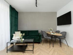 Apartment in Dziwnów with River View & Spa