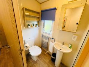 3 Bedroom Caravan LG3, Lower Hyde, Shanklin