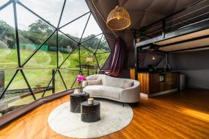 Domo Mágico en las Alturas, EL SOL