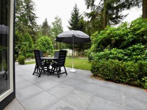 Stylish Stay in Vorden Woods