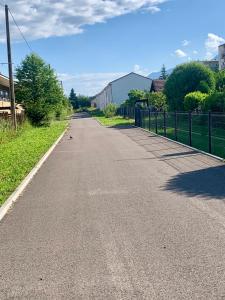 Maisons d'hotes 5mn Crolles Chambre au calme parking gratuit - belle cuisine partagee : photos des chambres