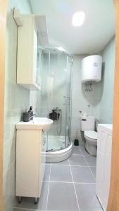 Center Point apartment