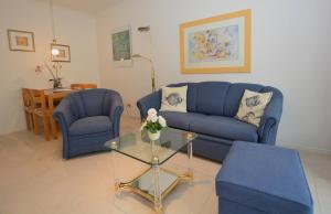 4-21, Friedrichstr, im Herzen Westerlands, sehr Strandnah, Balkon, 2 Zi