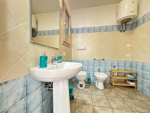 Lubagnu 2 Min Dal Mare AC e WiFi img12