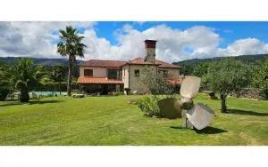 Espectacular casa gallega con piscina - Oroso